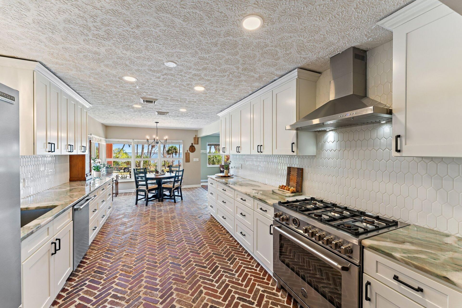 8907 S Indian River Drive, Fort Pierce, FL 34982 Photo