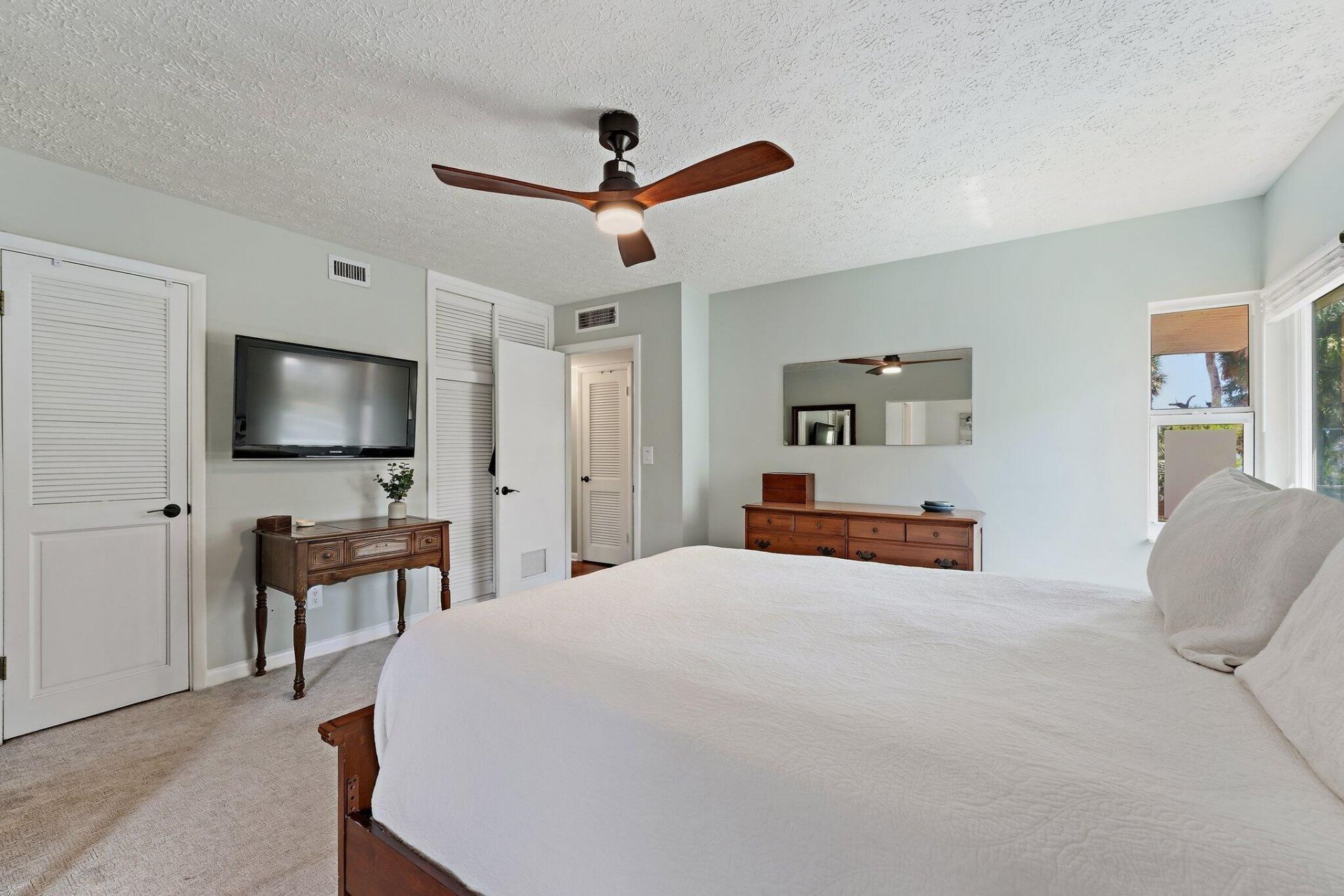 8907 S Indian River Drive, Fort Pierce, FL 34982 Photo