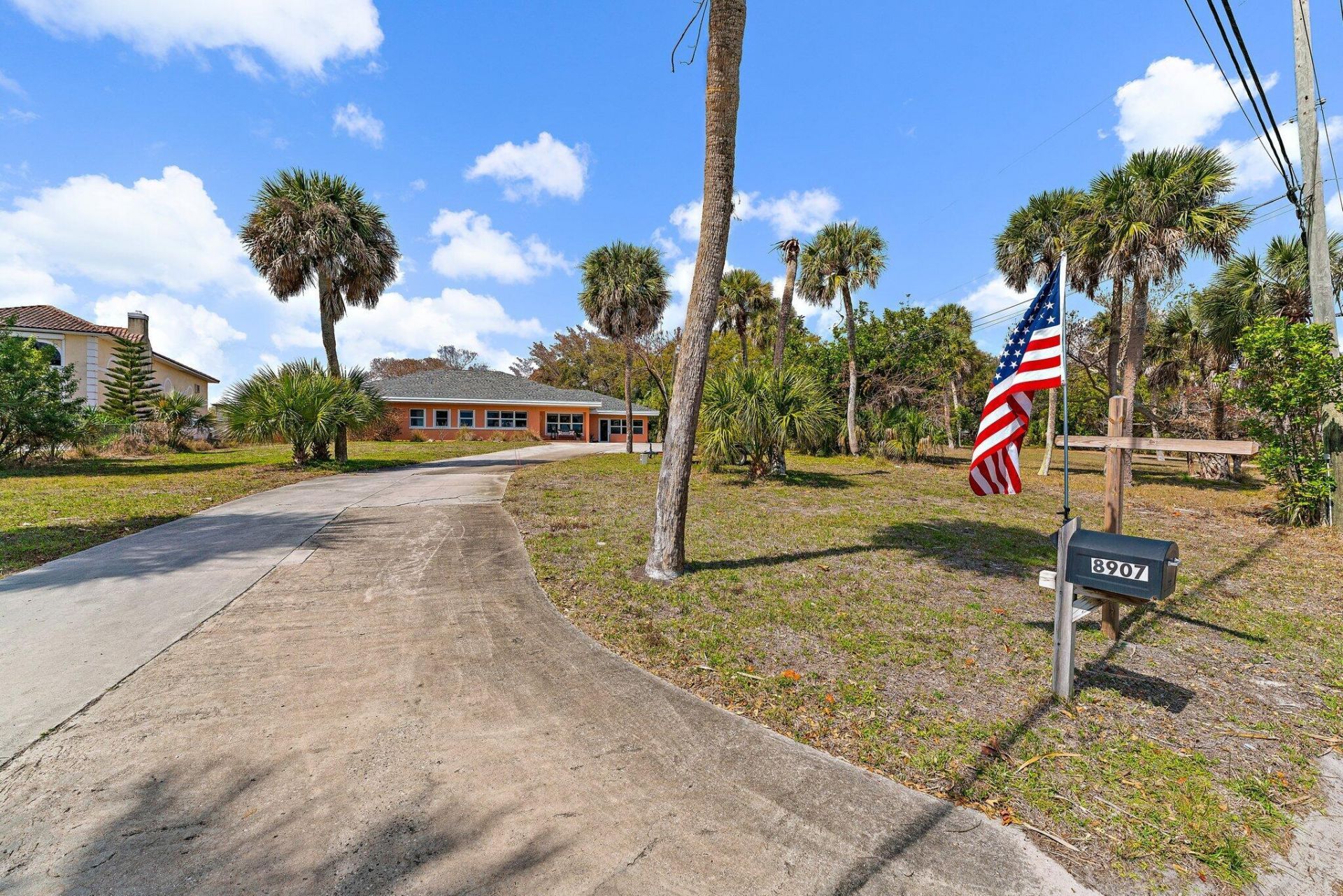 8907 S Indian River Drive, Fort Pierce, FL 34982 Photo