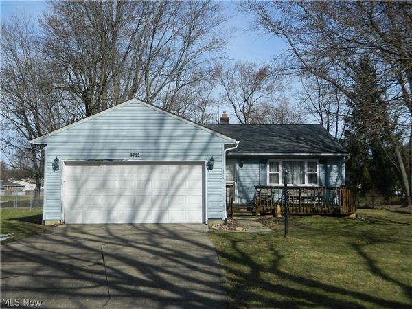 3795 Bramblewood Drive, Brunswick, OH 44212