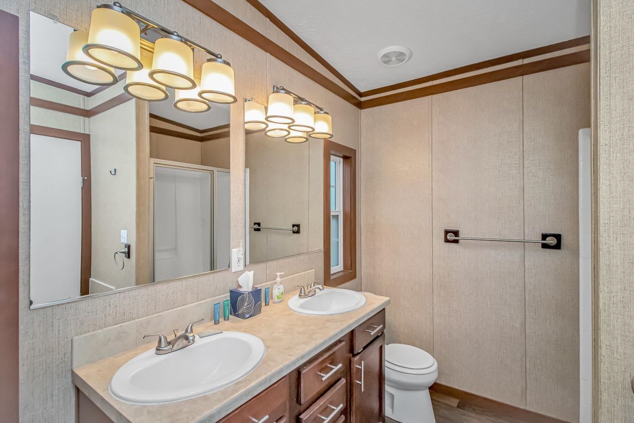 6001-mh26 S Kings Hwy.  Photo 11