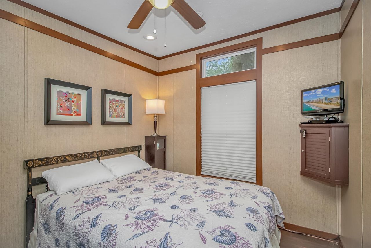 6001-mh26 S Kings Hwy.  Photo 13