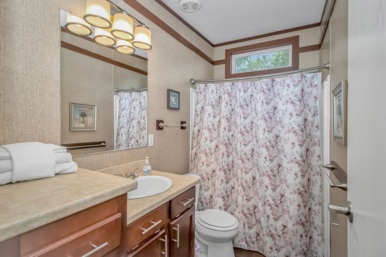 6001-mh26 S Kings Hwy.  Photo 14