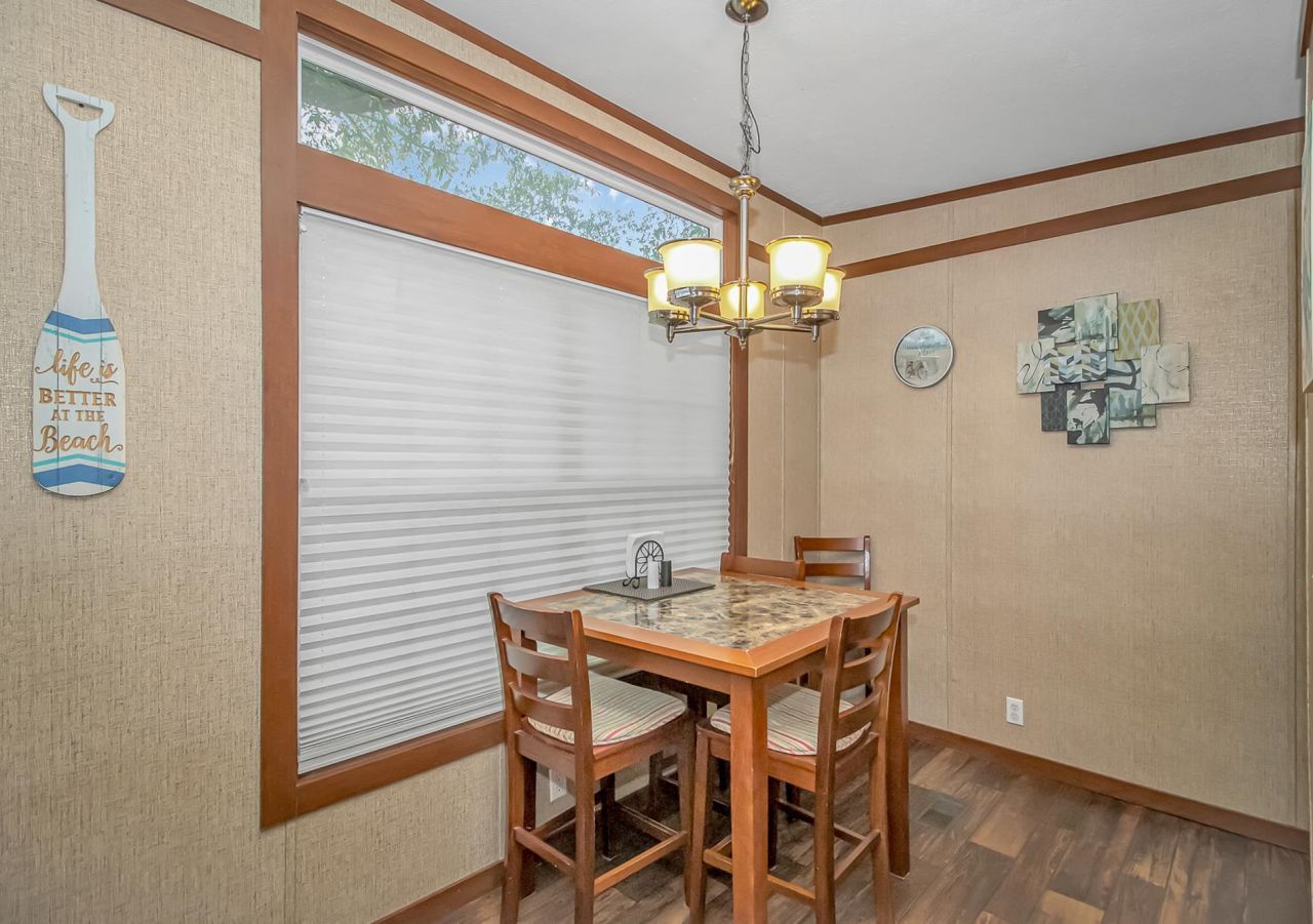 6001-mh26 S Kings Hwy.  Photo 7