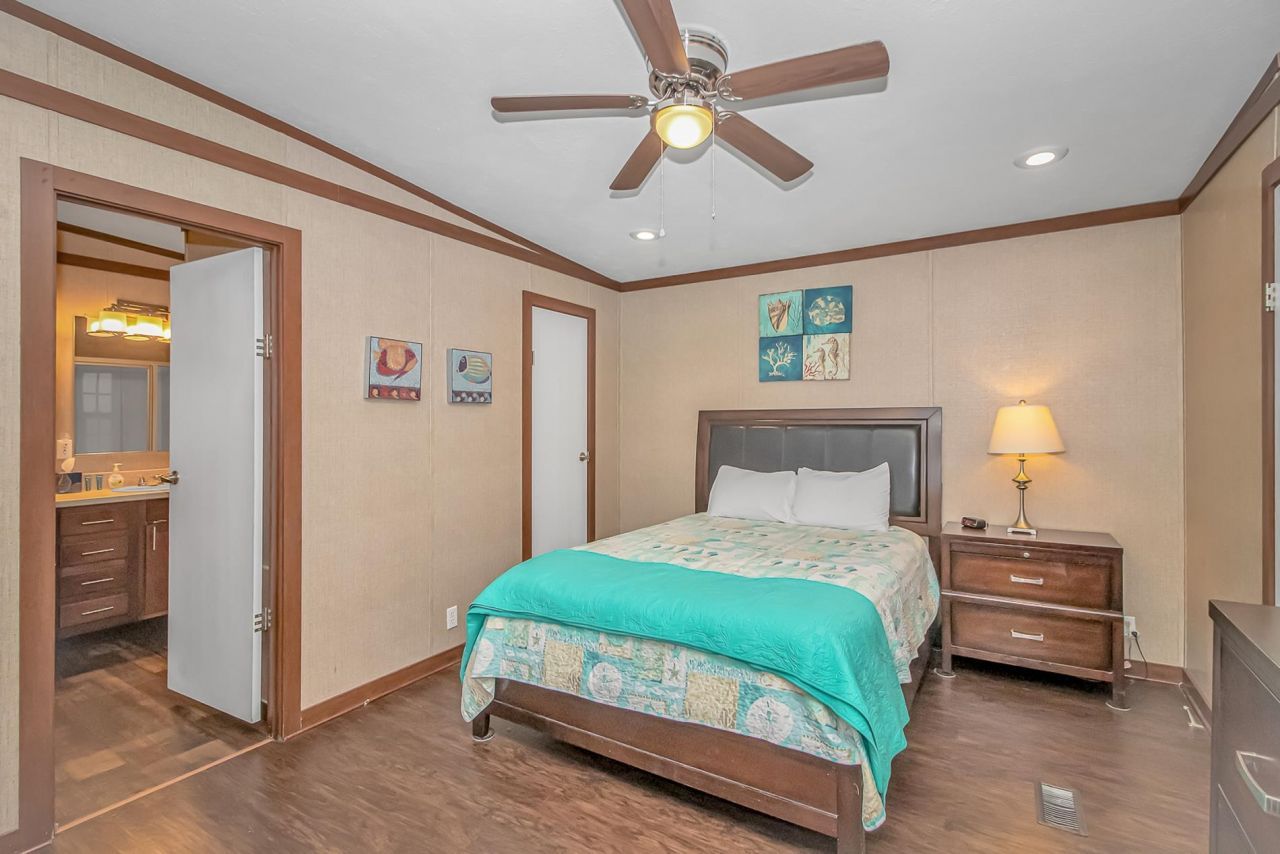 6001-mh26 S Kings Hwy.  Photo 9