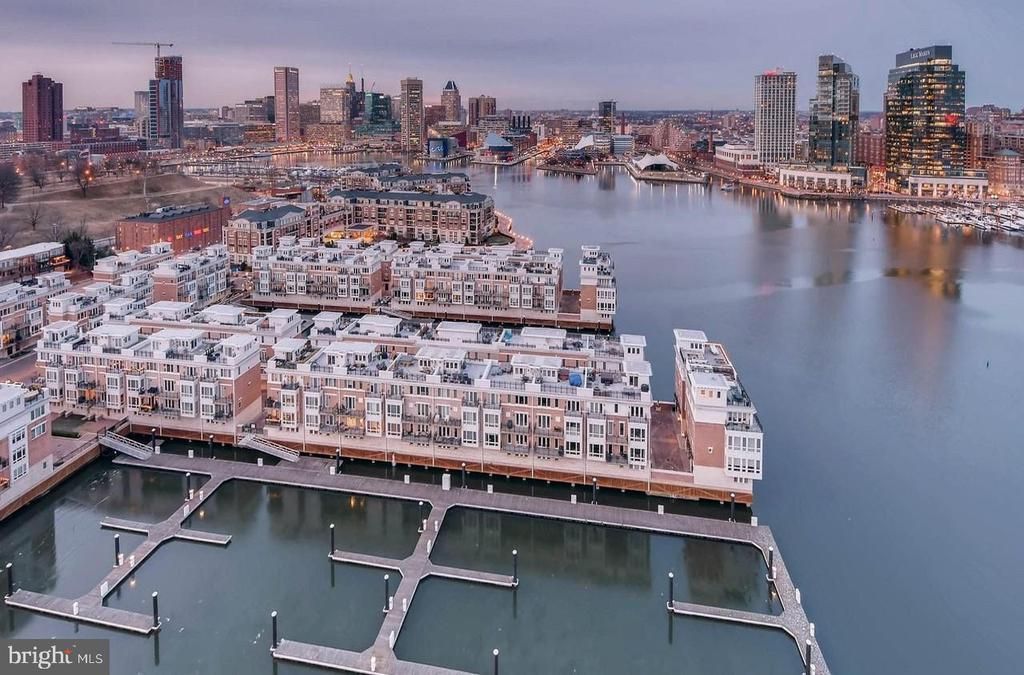 100 Harborview Drive, Unit 1703, Baltimore, MD 21230 Main Photo