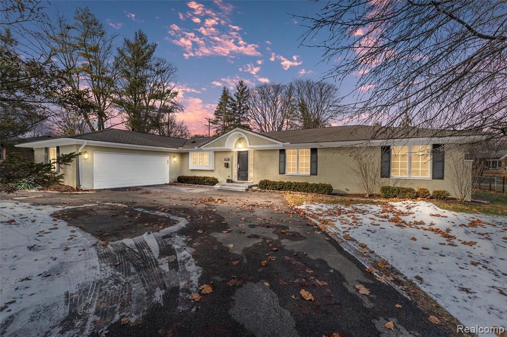 174 Hillboro Drive, Bloomfield Hills, MI 48301 Main Photo