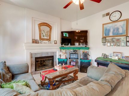 8559 Zinnia Way, Elk Grove, CA 95624 Photo