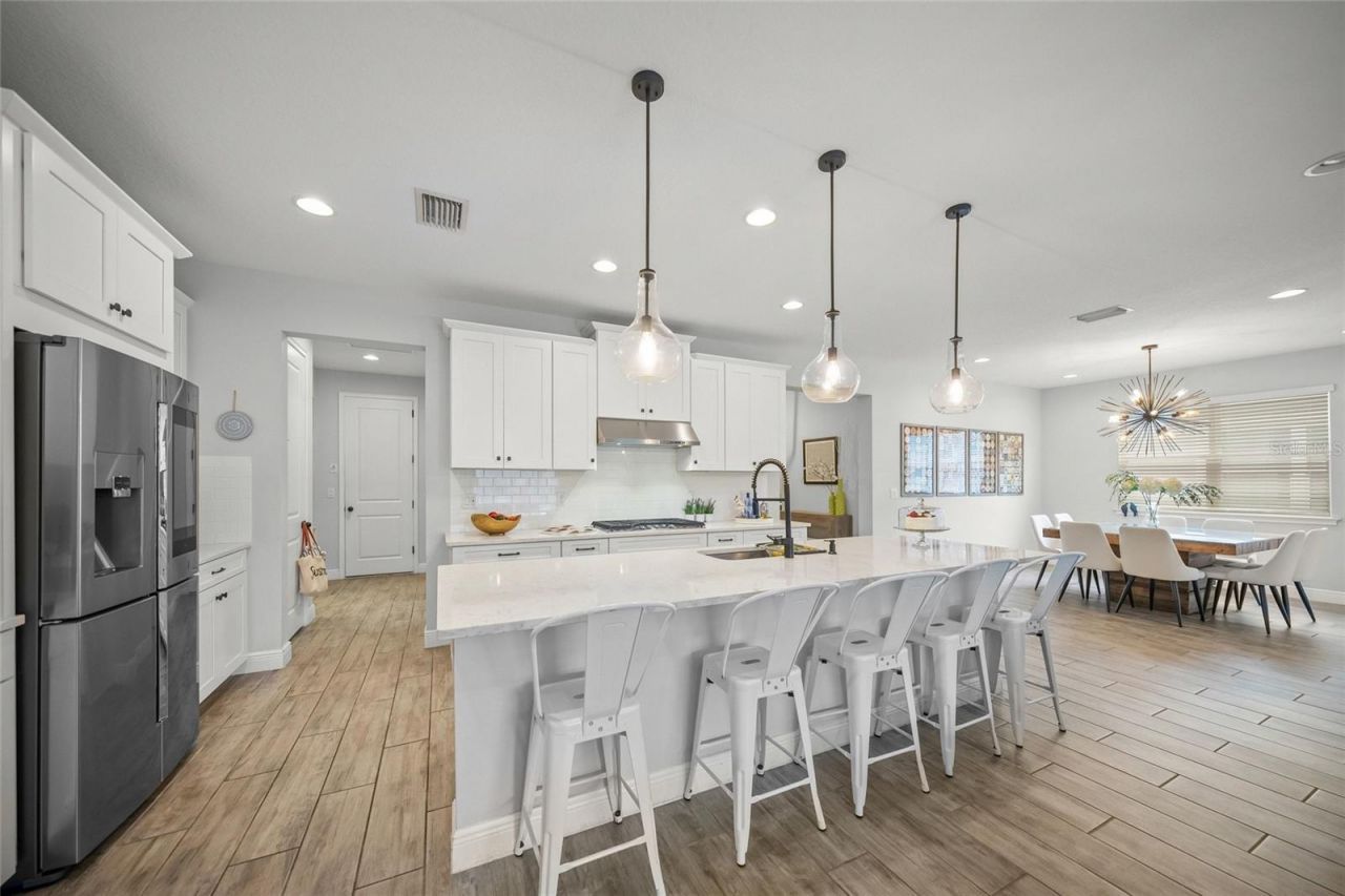 5617 Long Shore Loop, Sarasota, FL 34238 Photo