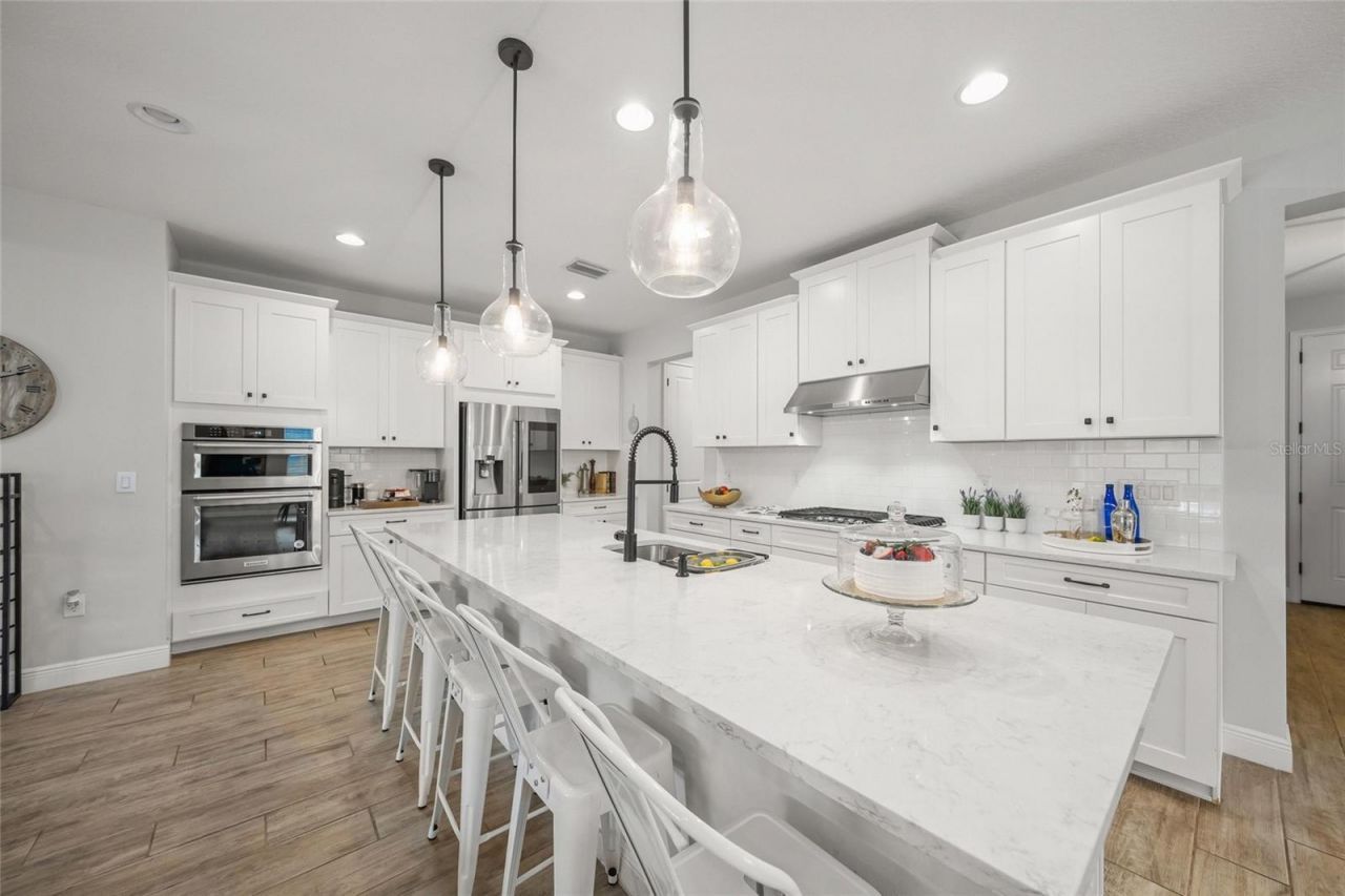 5617 Long Shore Loop, Sarasota, FL 34238 Photo