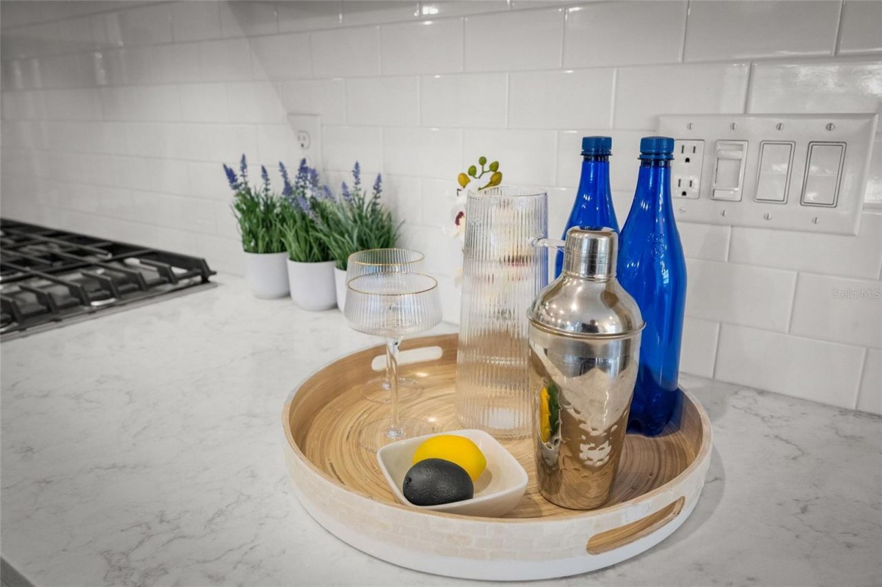 5617 Long Shore Loop, Sarasota, FL 34238 Photo