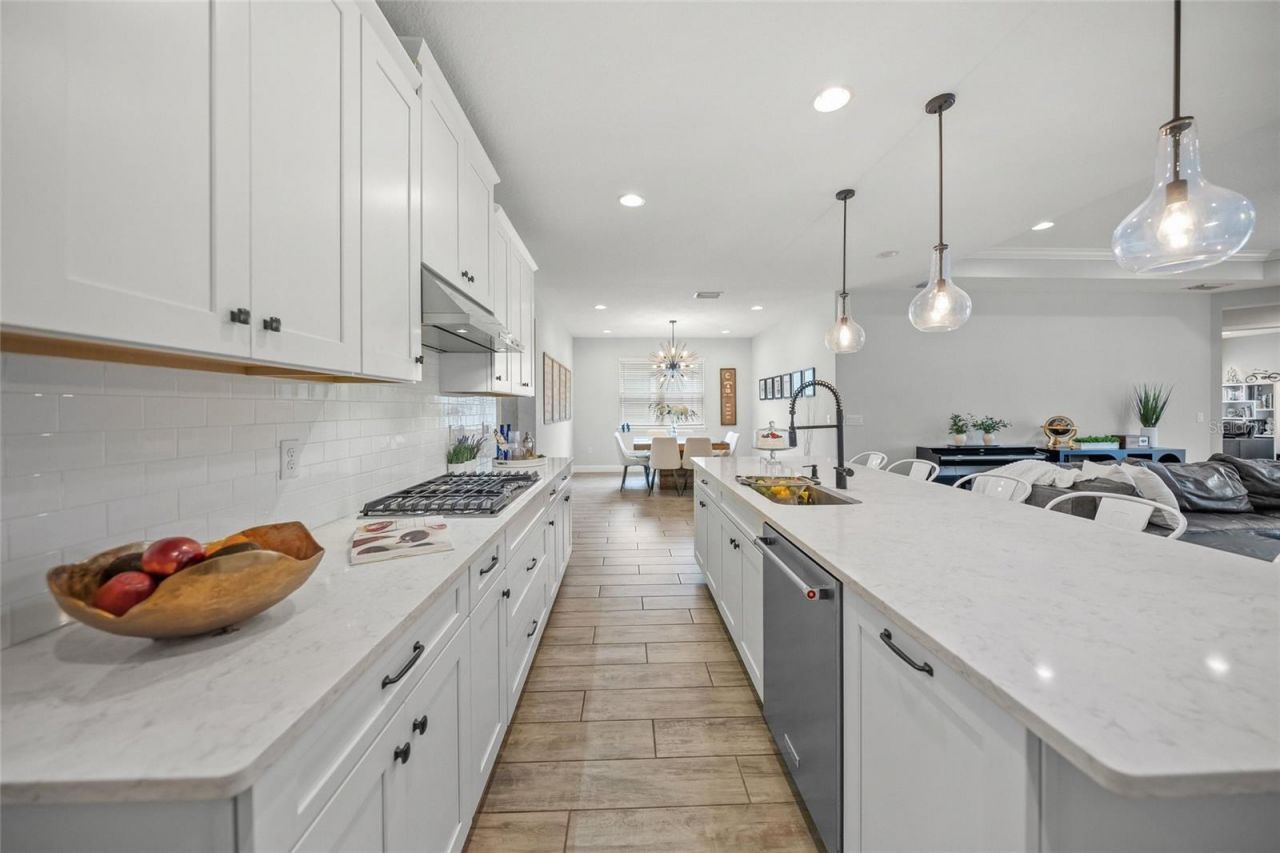 5617 Long Shore Loop, Sarasota, FL 34238 Photo