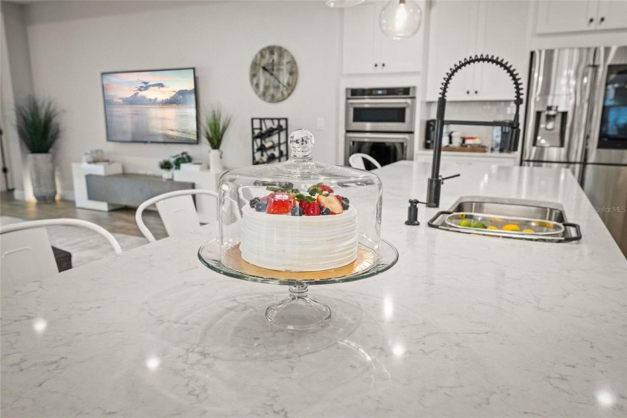 5617 Long Shore Loop, Sarasota, FL 34238 Photo