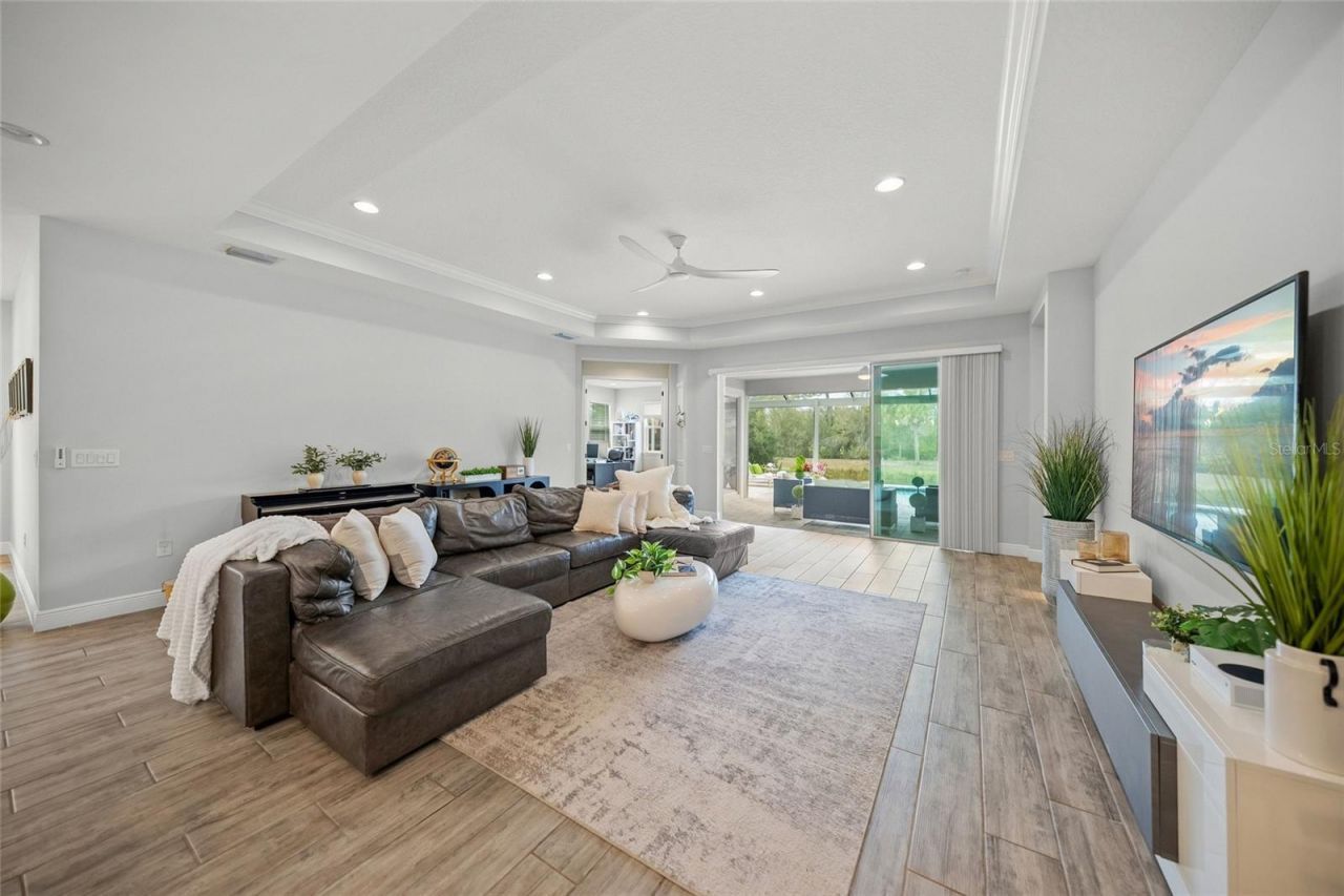 5617 Long Shore Loop, Sarasota, FL 34238 Photo