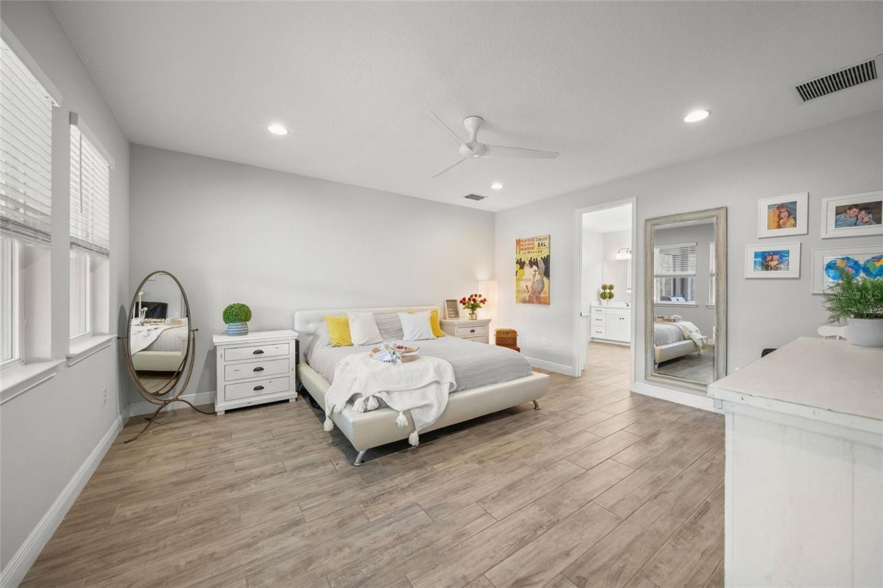 5617 Long Shore Loop, Sarasota, FL 34238 Photo