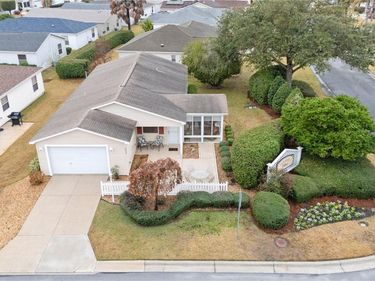 2672 SANDHILL COURT , THE VILLAGES, FL 32162