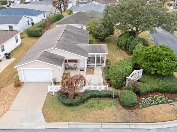 2672 SANDHILL COURT , THE VILLAGES, FL 32162