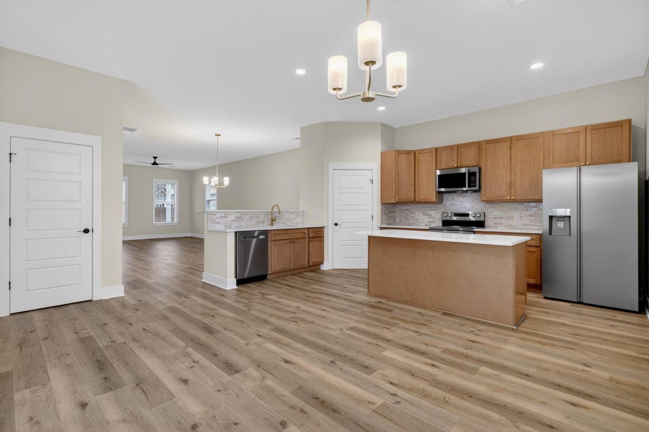 459 Sablewood Drive Photo 17