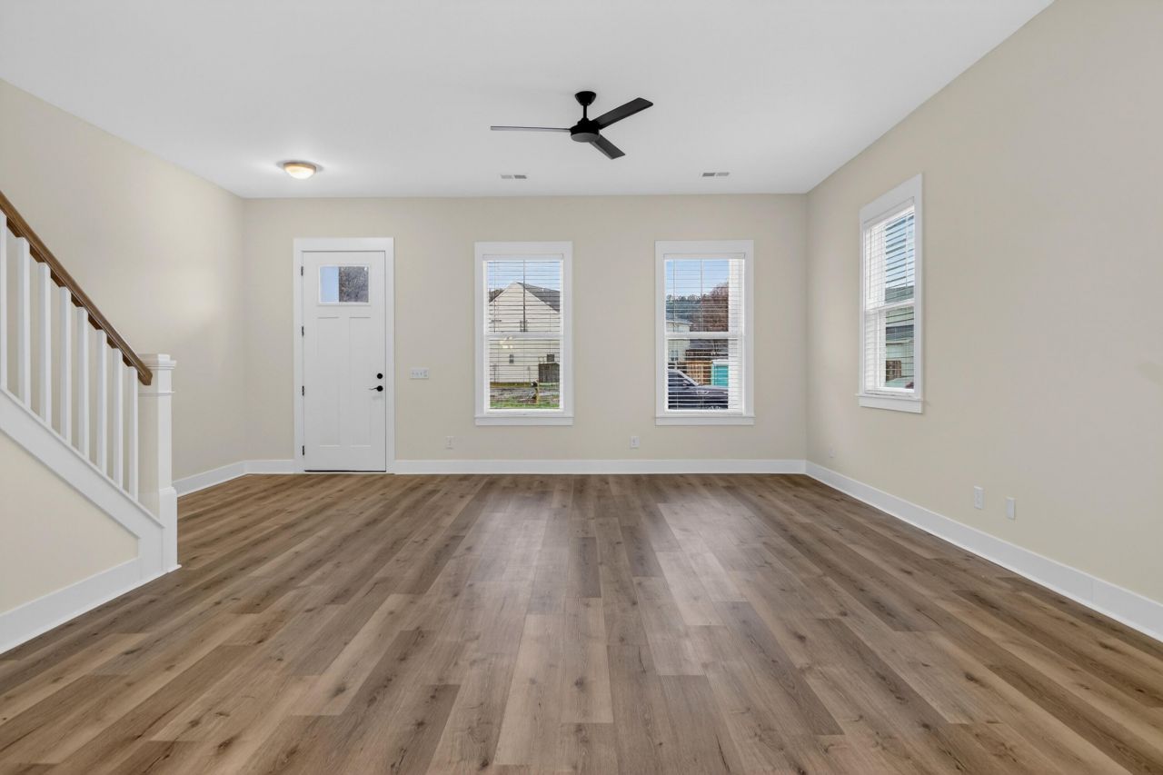 459 Sablewood Drive Photo 21