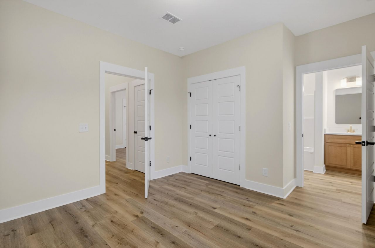 459 Sablewood Drive Photo 29