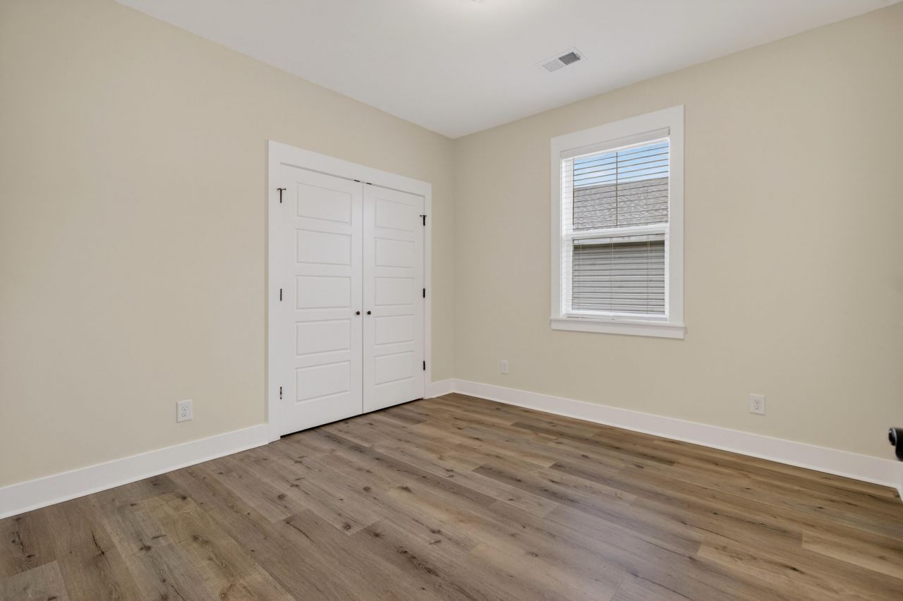 459 Sablewood Drive Photo 34