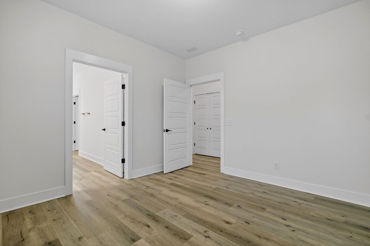 459 Sablewood Drive Photo 35