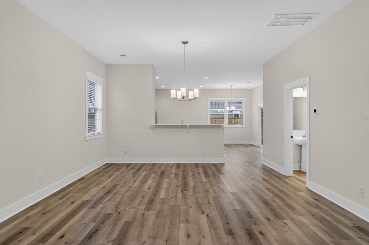 459 Sablewood Drive Photo 7