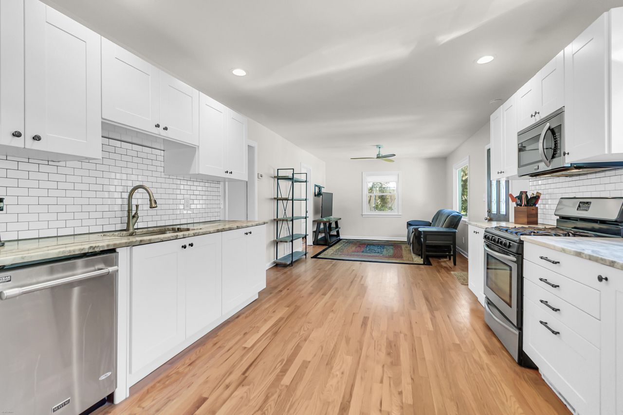 5 Jerry Drive Photo 9