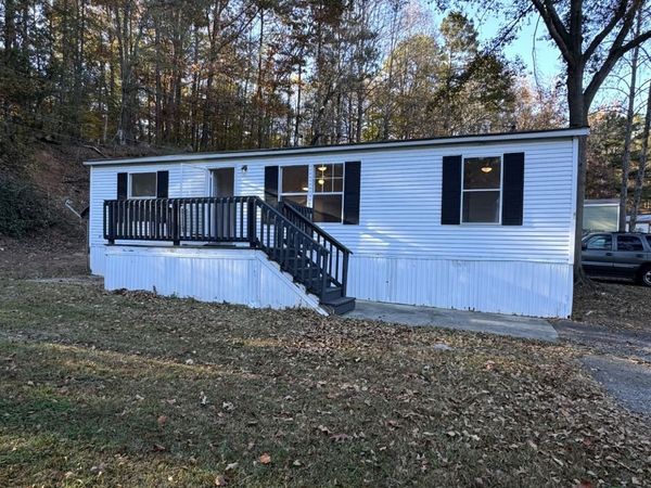 53 Poole Circle, Ellenwood, GA 30294