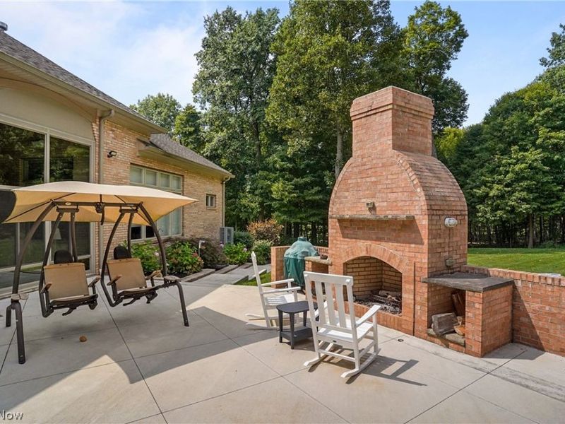 3783 Pioneer Trail, Mantua, OH 44255 Photo 11