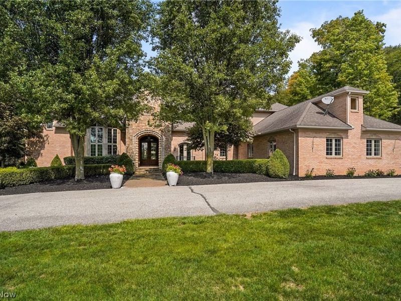 3783 Pioneer Trail, Mantua, OH 44255 Photo 6