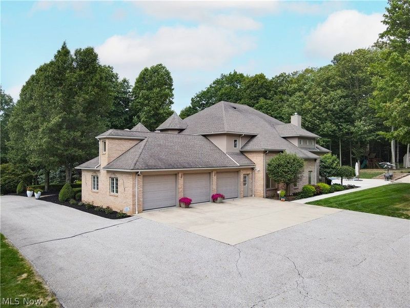 3783 Pioneer Trail, Mantua, OH 44255 Photo 9