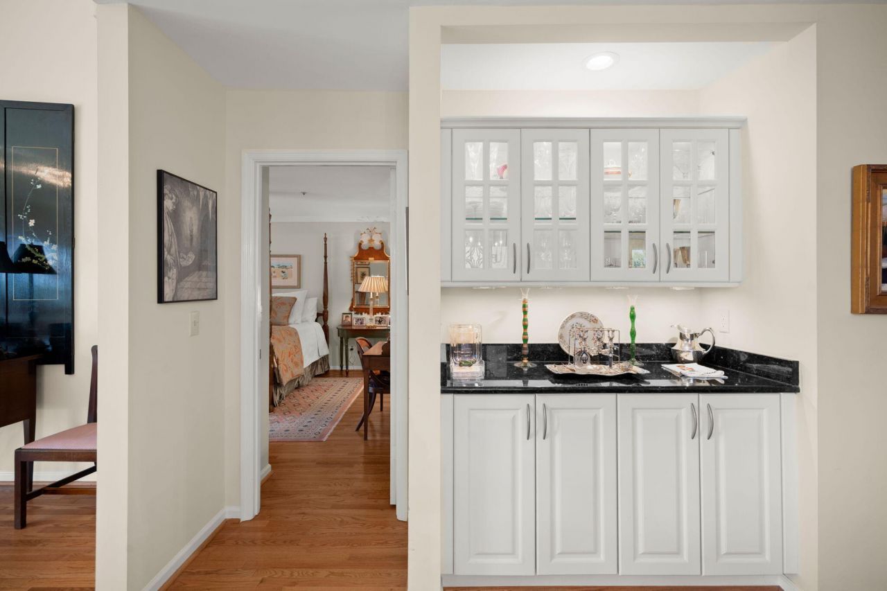 610 Harbor Creek Place Photo 17