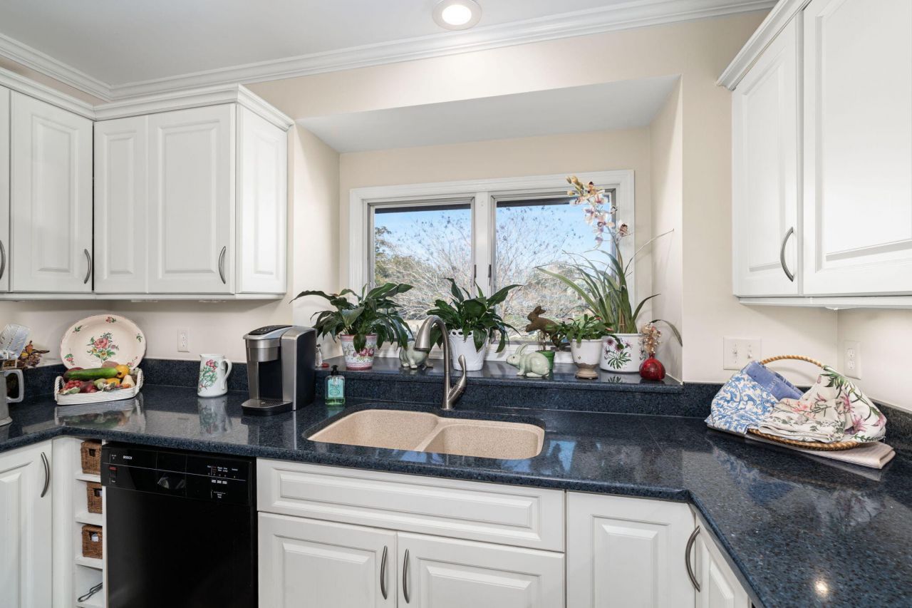 610 Harbor Creek Place Photo 24