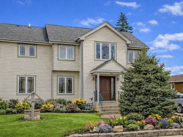 7842 Blazer Avenue , Justice, IL 60458