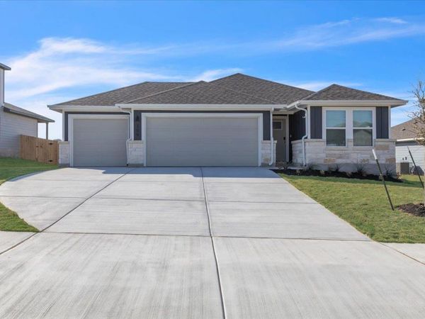 309 Gristmill RD, Burnet, TX 78611