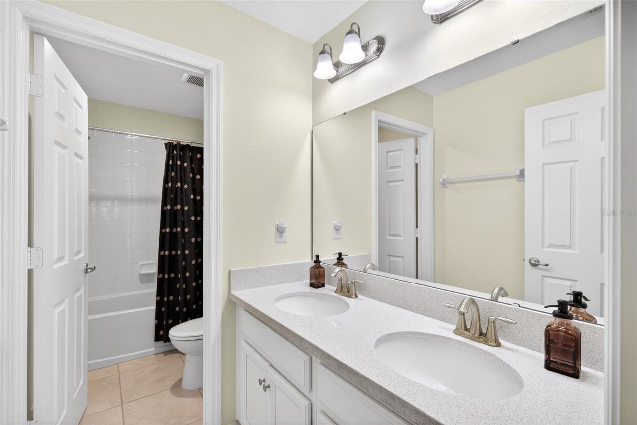 4864 Echo Court , Oviedo, FL 32765 Photo