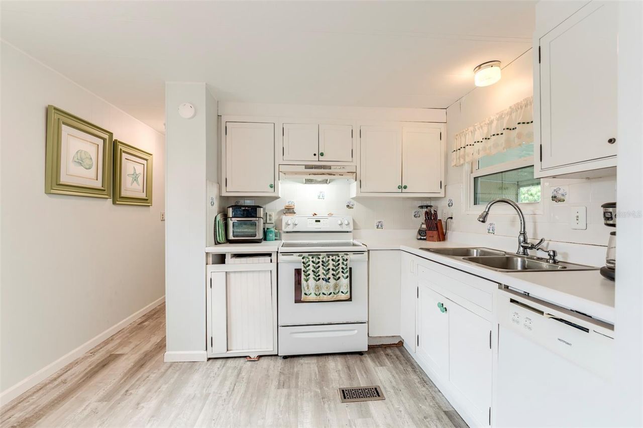 24631 S Seas Boulevard , Bonita Springs, FL 34134 Photo