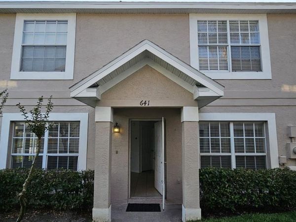641 KENSINGTON LAKE CIRCLE, BRANDON, FL 33511