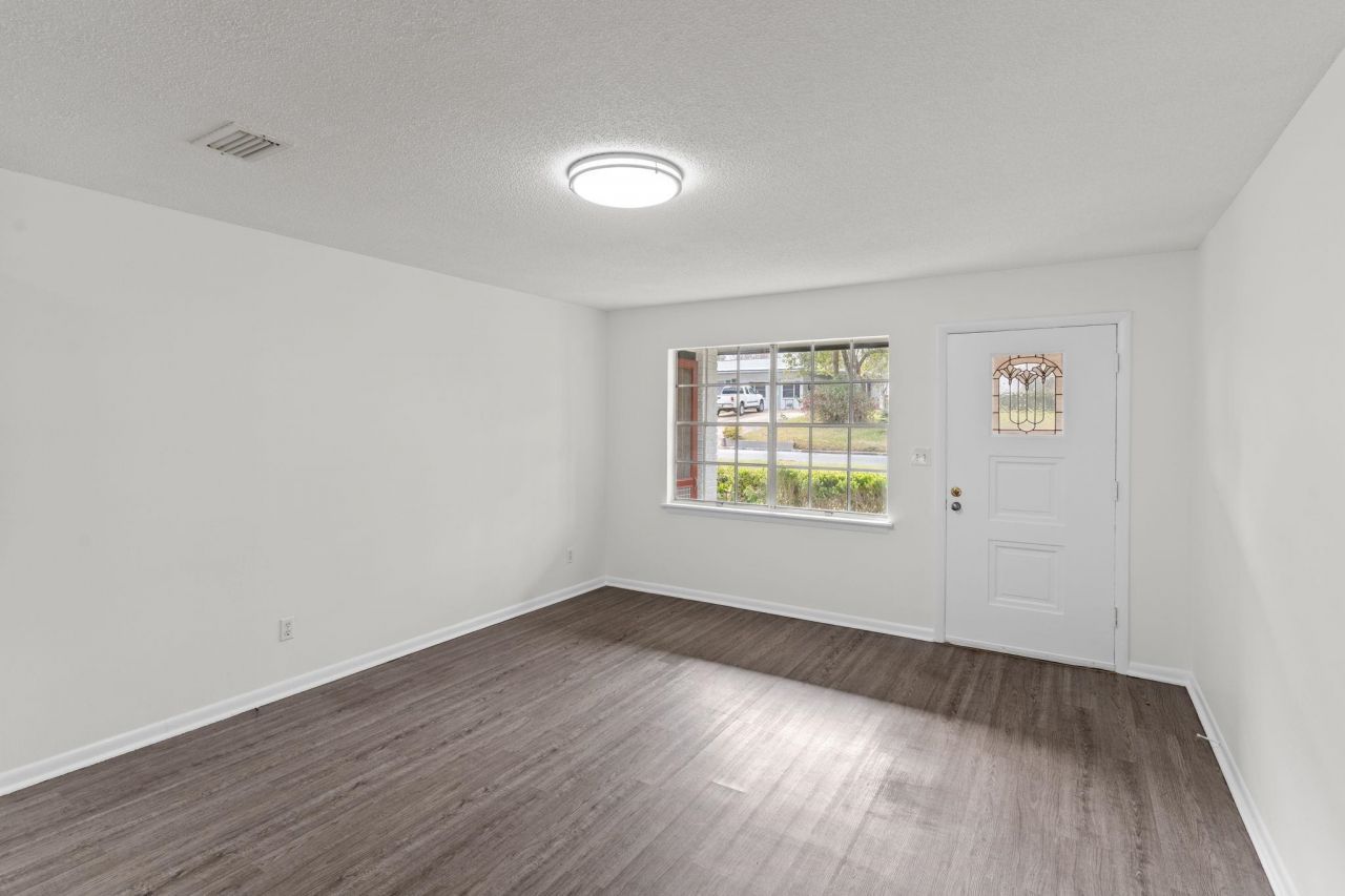 911 NE 1st Street , Havana, FL 32333 Photo