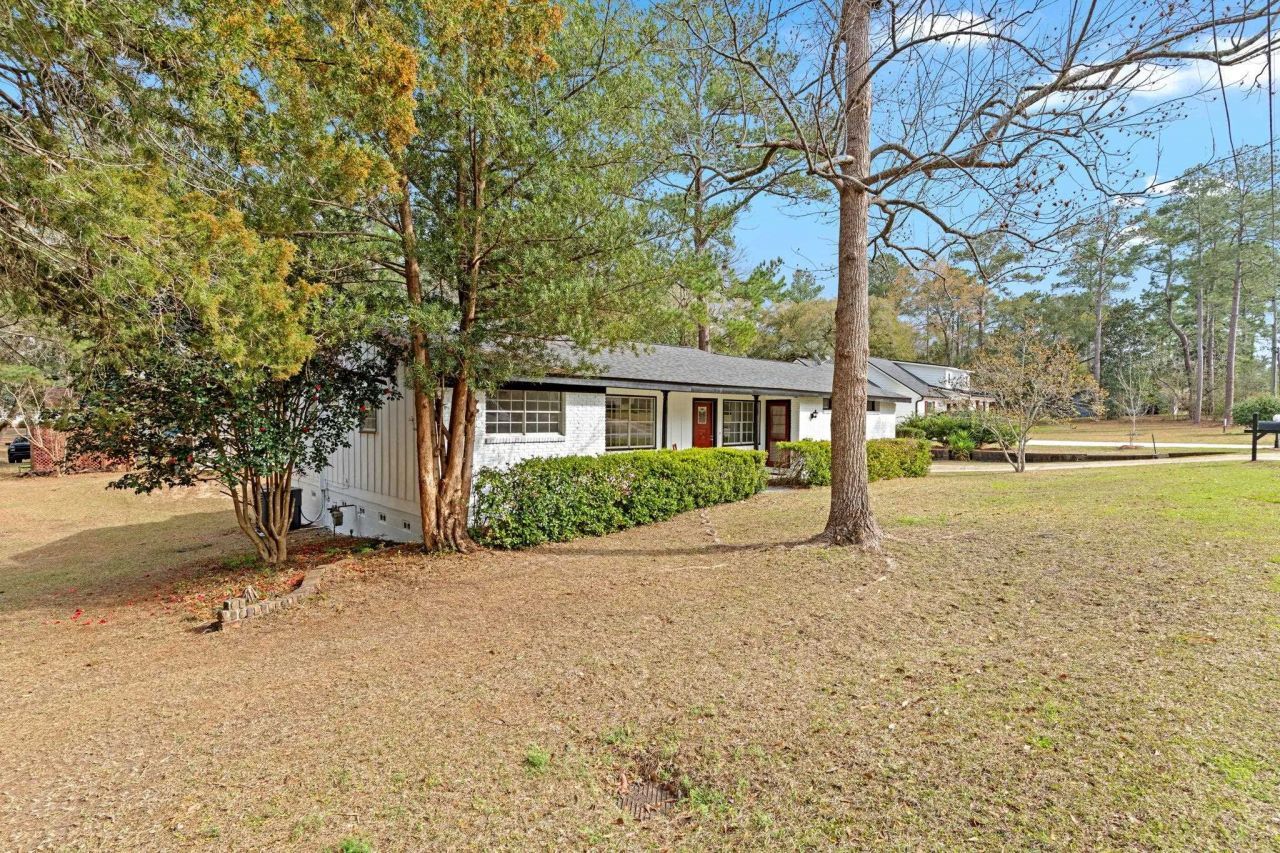 911 NE 1st Street , Havana, FL 32333 Photo