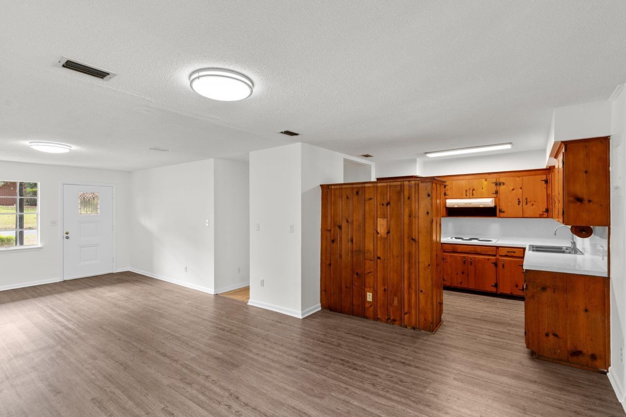 911 NE 1st Street , Havana, FL 32333 Photo