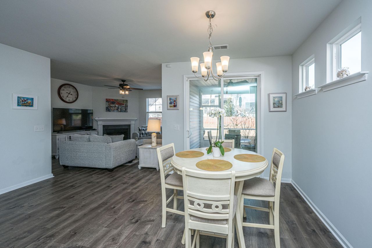 2750 Sunrose Lane Photo 12