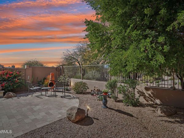 7445 E EAGLE CREST Drive, Unit 1099, Mesa, AZ 85207