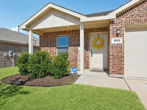 8313 Grand Oak Road, Fort Worth, TX 76123