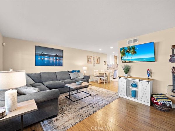 2404 Niagara, Costa Mesa, CA 92626