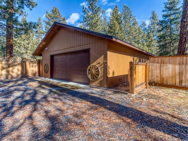 14634 Bluegrass Loop, Sisters, OR 97759