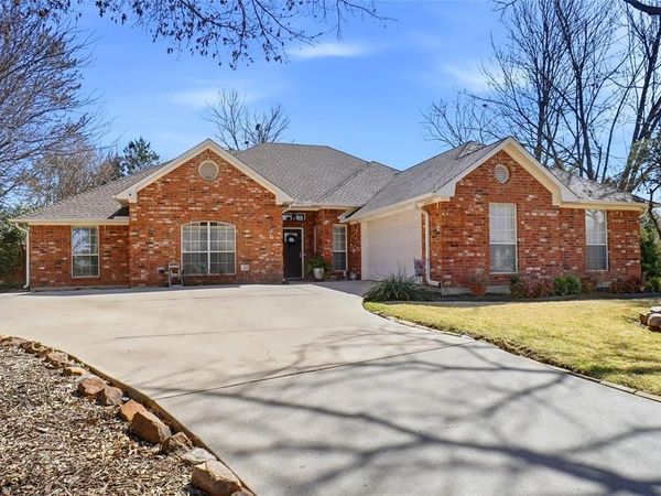 3610 Kings Court, Denton, TX 76209
