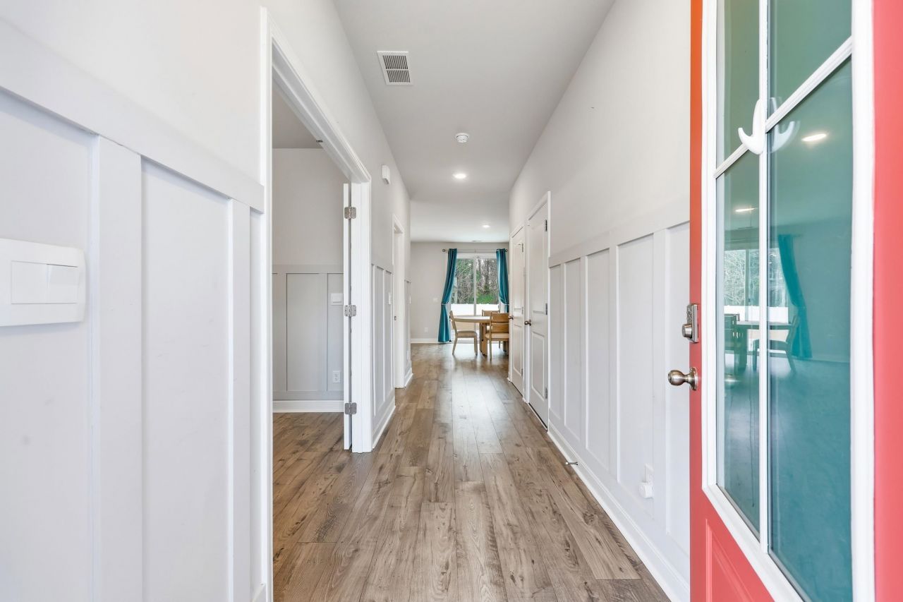 3283 Moss Bridge Ln. Photo 2