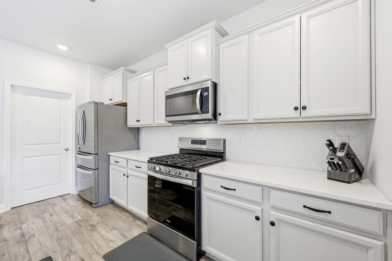 3283 Moss Bridge Ln. Photo 8